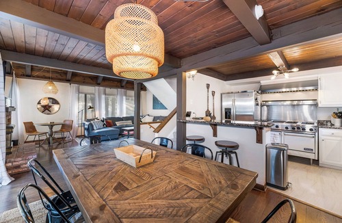 Tahoe Village House | Updated 3BR/2BA Ski & Hiking townhome near Heavenly!