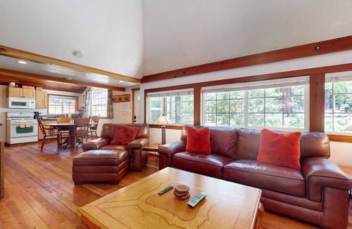 South Lake Tahoe House | Updated Tahoe Home with Hot Tub On Bus Route to Stateline & Skiing