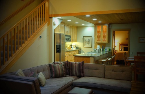 Incline Village Condo | Upscale 3 Bedroom 2 Bath Condo in Incline Village