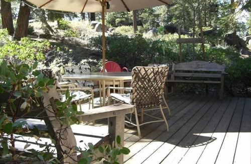 Elk Point House | Lake View/Beach Access All-season Vacation Home
