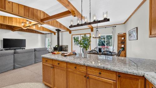 Donner Lake Woods House | Ute Cabin by AvantStay