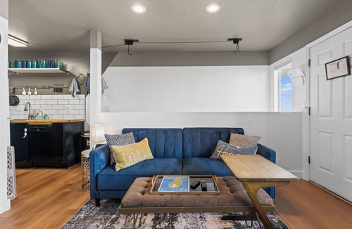 Tahoe Village Condo | Valley View Condo - Stay 3 Nights, Get 4th Free