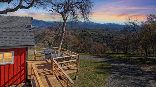 Squaw Valley Cabin | Valley View Hideaway Cabin with Mountain Views