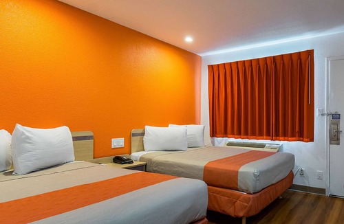 Lost Hills Hotel | Value Stay Inn Lost Hills