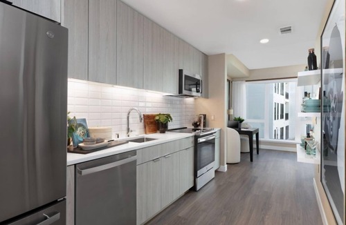 Menlo Park Condo | Vasara Menlo Park – Elegant 1BR w/Pool & BBQ Area