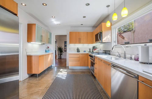 Venice House | Venice Beach Villa: private luxury, sundeck, prime in-demand location