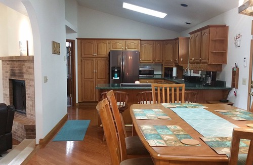 Las Vegas House | Very clean, quiet, 3/4-acre adorable getaway, near Strip/Downtown