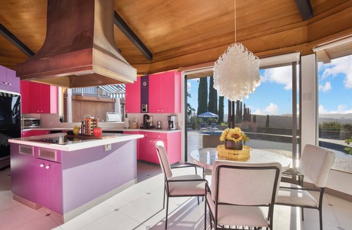 Encino Villa | Via Vallarta - An Architecturally Significant California Modern Home
