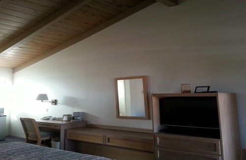 San Luis Obispo Hotel | Villa Motel