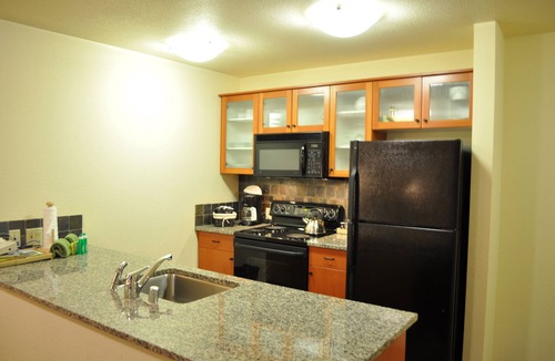 Mammoth Lakes Condo | Village 2416 White Mountain Lodge