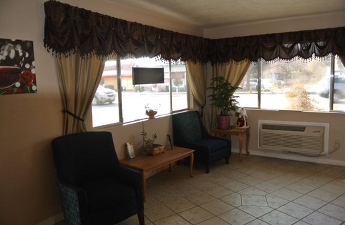 Atascadero Hotel | Vino Inn & Suites