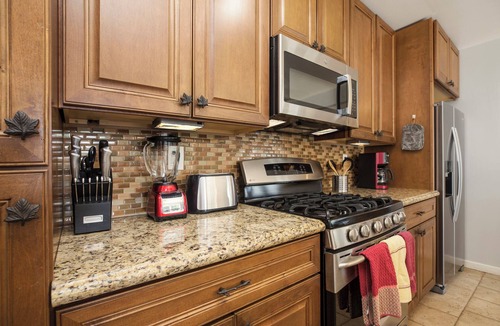 Capistrano Beach House | Walk 2 Ocean & Park, Backyard, Fast WiFi. Pine Perch! STR21-1275