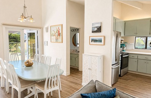 Dillon Beach House | Walk to Beach~5 Star Dillon Beach Playcation! Hot Tub~Game Room~Knot A Care!