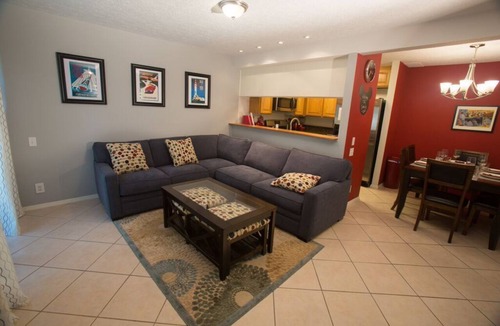 Hermosa Village Condo | Walk to Disneyland +Pool +Family Amenities