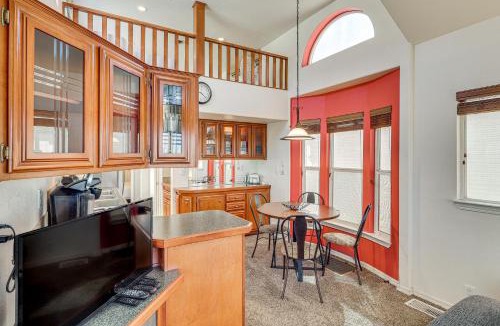 Lake Havasu City House | Walk to London Bridge Beach: Lake Havasu Cabin!