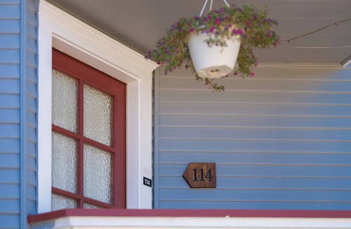 Pacific Grove Hotel | WALK TO OCEAN FROM OUR PREMIUM KING BED ROOMS