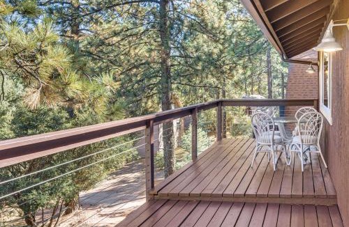 Pine Mountain Club House | Walk to Village! Romantic Pine Mtn Nature Escape