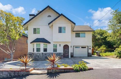 Lodge Hill House | Wanderlust Cambria Seaside Village