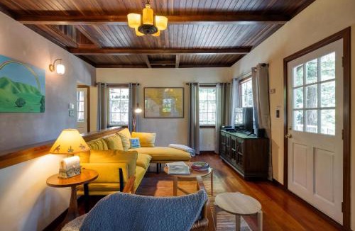 Guerneville House | Wanderwood