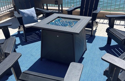 Silver Lakes Country Club House | Waterfront Lake House Gameroom Fishing
