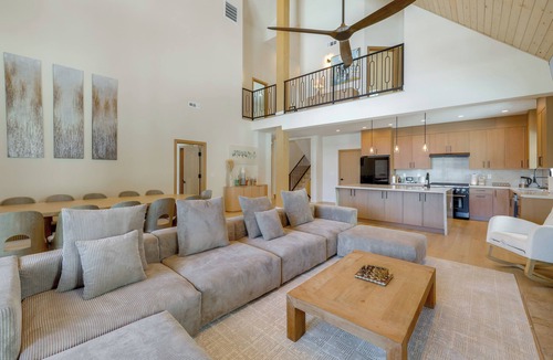 Big Bear Lake House | Waterfront Luxury! Brand-New Big Bear Lake House