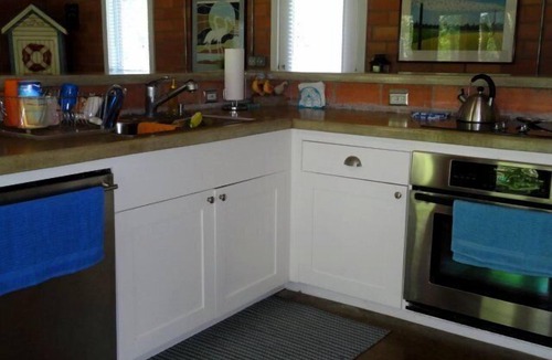 Seguin House | Waterfront rental, park-like setting, 2 Kayaks. 3 OR MORE NIGHTS GET 15% OFF.