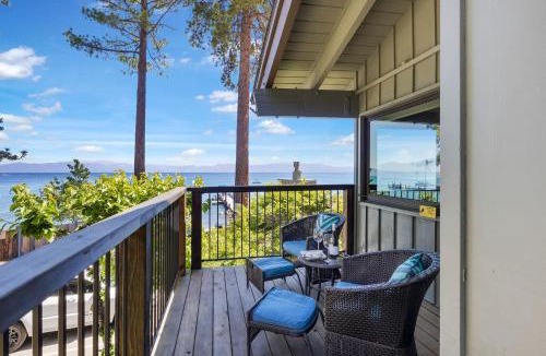 Tahoma House | Waters Edge Jewel with Lake Views - HOA Access