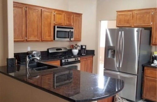 Las Vegas House | Welcome to our charming and cozy retreat in the heart of Las Vegas