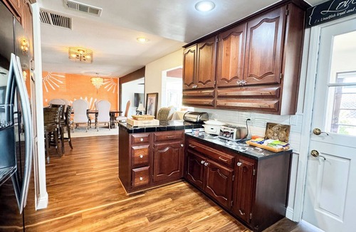 Desert Hot Springs House | Welcome to the Desert Hideaway in Desert Hot Springs Country Club Access