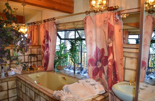Zephyr Cove Bed & Breakfast | Where Eagles Fly Bed & Breakfast