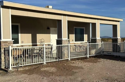 Park Village House | wifi/death valley/family-friendly/amargosa valley/4 bedroom
