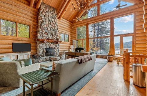 Bass Lake House | Willow Cove Log Cabin