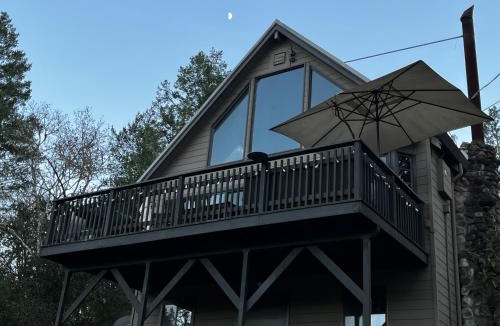 Napa Ski Chalet | Wine Country Mountain Chalet 30 day minimum Rental