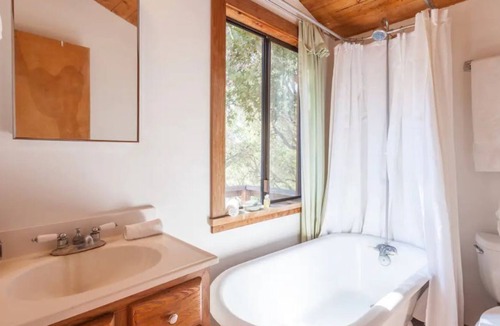 Paso Robles Cabin | Wine Country Ranch Cabin and Saloon
