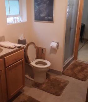 Arnold House | Winterfell Inn - No Xtra Fees, Dog OK, King & Queen Suites