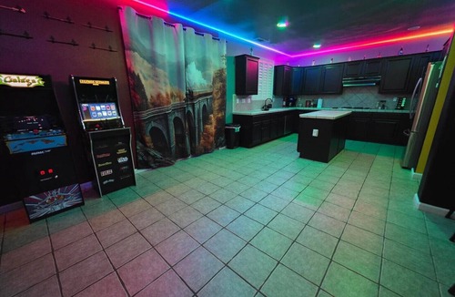 Visalia House | Wizard Themed Home W/Hot Tub & Pool
