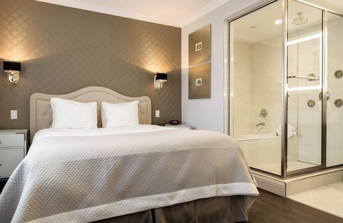 West San Jose Hotel | Woodcrest Hotel Cupertino