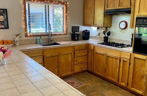 Bechelli House | WOW A Slice of Heaven GetAway 3 beds