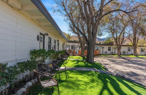 Walker Condo | WWM 4 · 4 E. Sierra's base camp 2 Bed Suite, wifi WWM 4