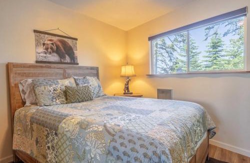 Yosemite West House | Yosemite Cub's Cabin