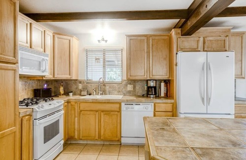Groveland House | Yosemite Gateway Cabin Valley Views, Sleeps 10
