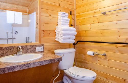 Harden Flat Resort | Yosemite Lakes Cabin & Cottages