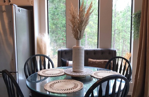 Groveland House | Yosemite/PineMountain Lake 4-bedroom house with AC in charming Groveland