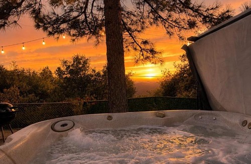 Yosemite Forks House | Yosemite Retreat, Hot Tub, Game Room and Near Bass Lake
