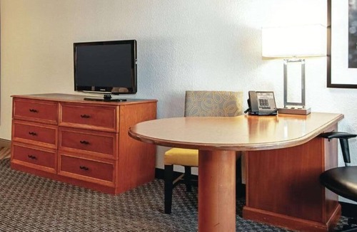 Guasti House | Your Home Away From Home! 3 Pet-friendly Units. Close to Golden Oak Park!
