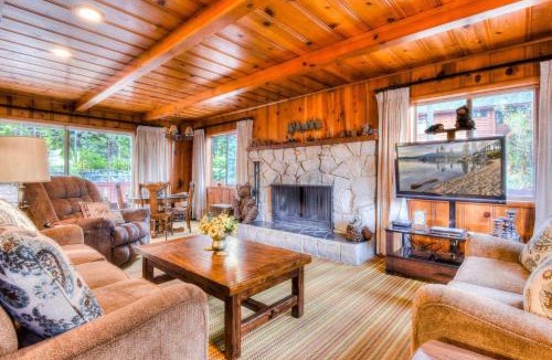 Zephyr Cove House | Zephyr Cove Cabin - Walk to Lake & Beach