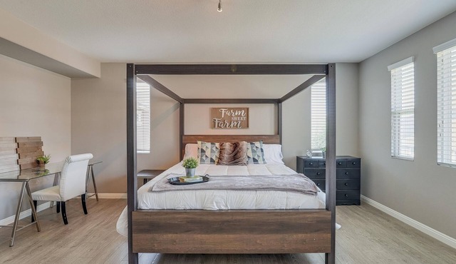 1000Mbps Súper Fast WiFi ✯ Large Group ✯ King Bed ✯ 4K Tvs