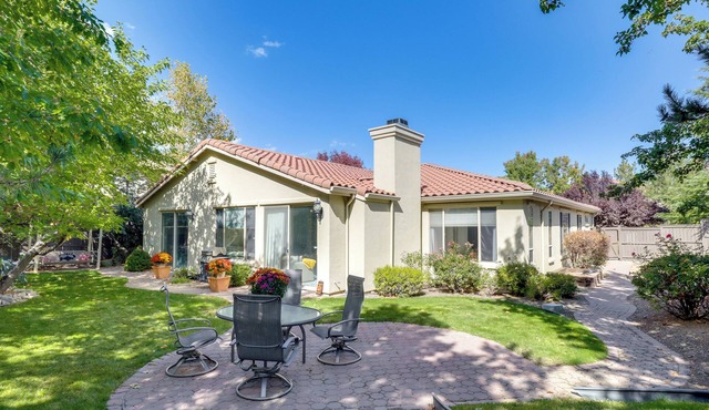 13 Mi to Slopes: Cozy Home w/ Fenced Yard in Reno