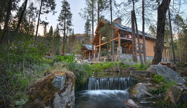 (1R) Creekside Retreat (2 Bedrooms Only)
