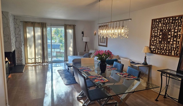 2-bedroom, 1.5 bath, Pet friendly townhome in San Rafael
